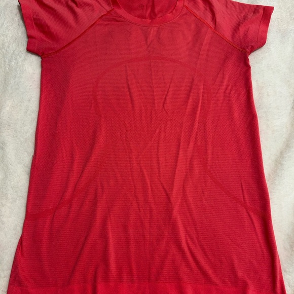 lululemon athletica Tops - Lululemon swiftly T size 10